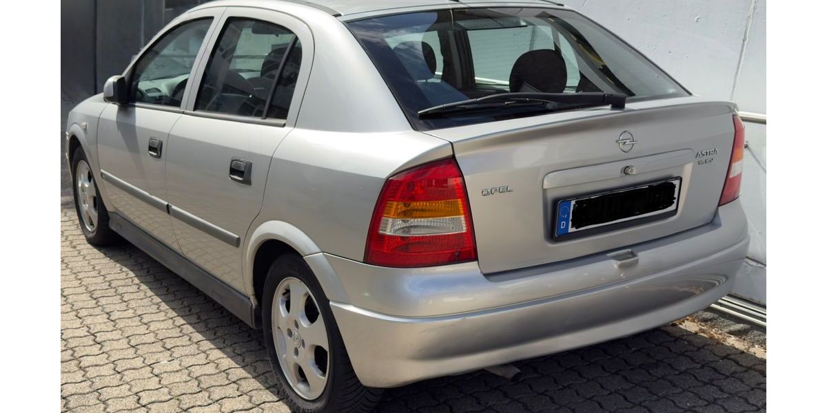 Opel Astra 112.900 km 900 &euro; Bietigheim Bissingen 74321