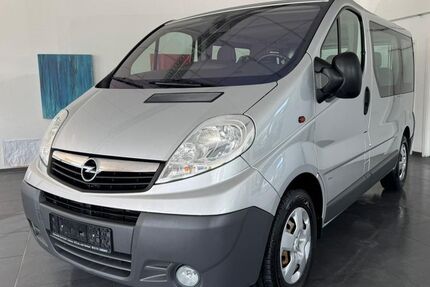 Opel Vivaro 66.000 km 17.480 € Zwickau 08056