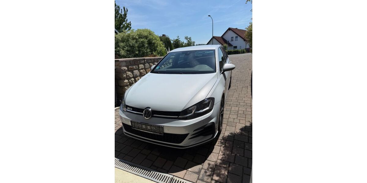 VW Golf 129.768 km 18.000 &euro; Kerschenbach 54589