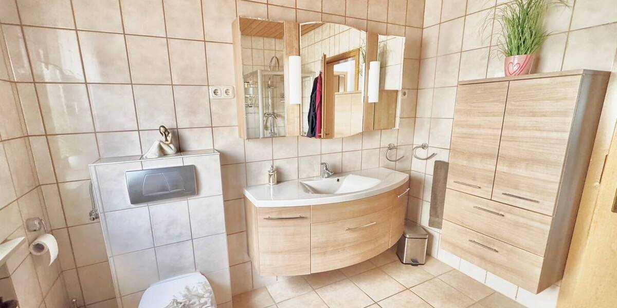 Einfamilienhaus Schauenburg / Breitenbach Breitenbach - 8 Zimmer, 221 m&sup2;, 345.000&euro; | Angebot:25822457