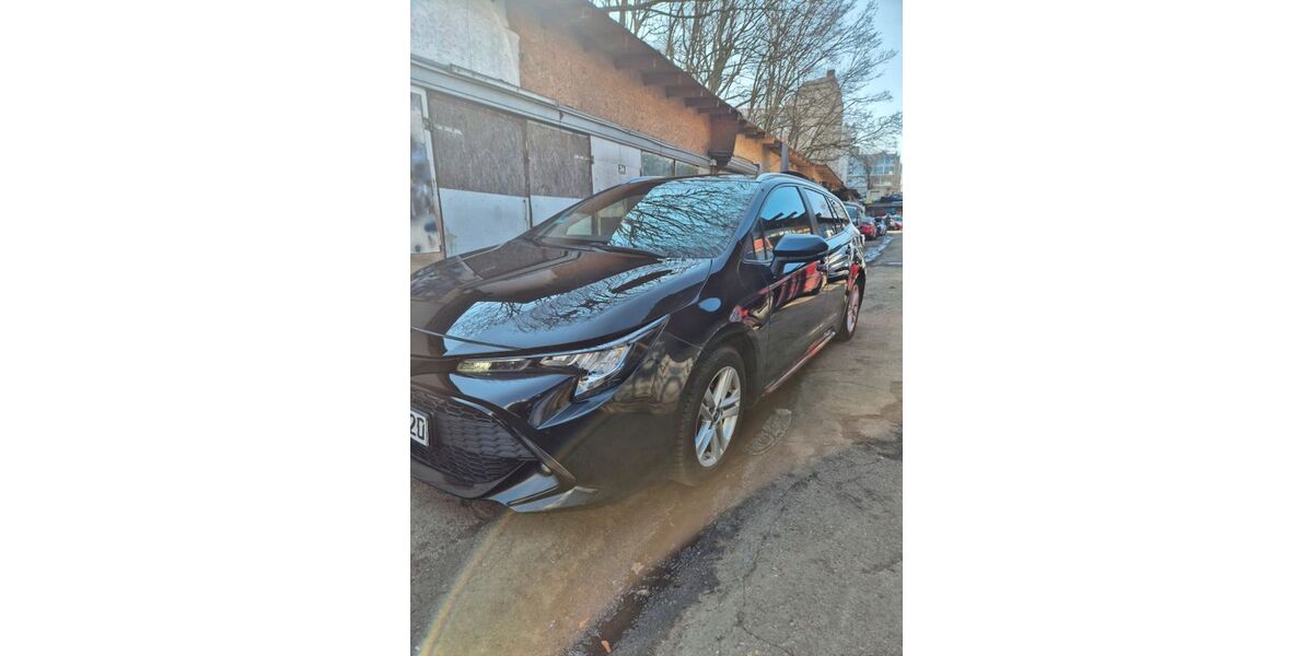 Toyota Corolla 390.000 km 10.000 &euro; Berlin 13405
