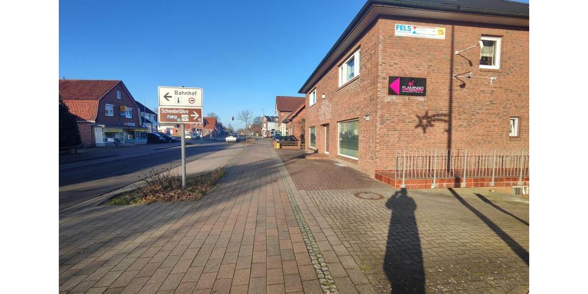 125m² Gewerbe-Fläche, Büro, Praxis, Kanzlei, Einzelhandel, an B73 zimmer