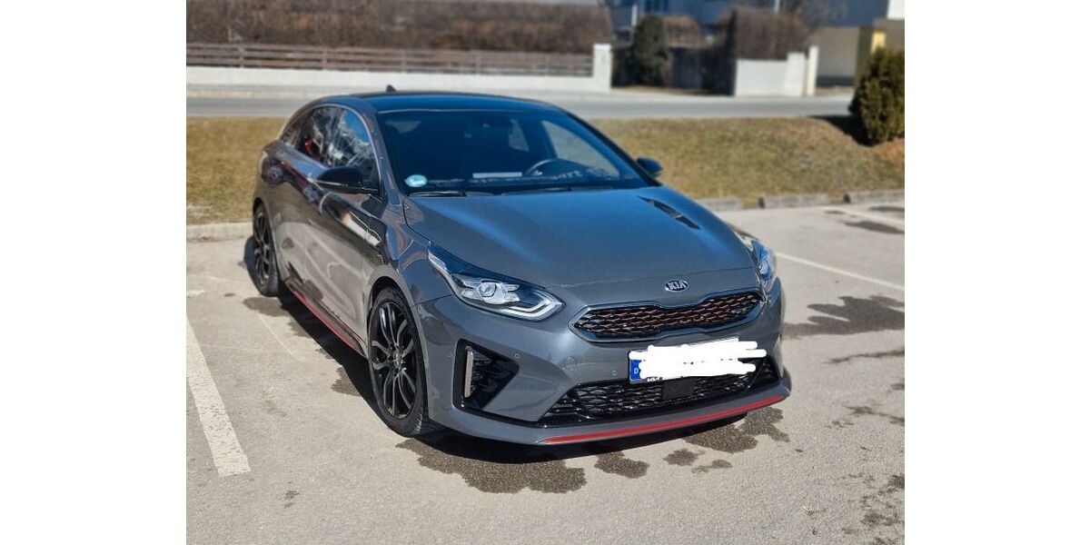 Kia pro ceed / ProCeed 81.000 km 19.990 &euro; Mittenwald 82481