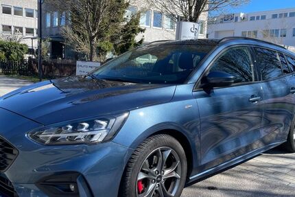 Ford Focus 100.000 km 14.490 &euro; Riemerling 85521