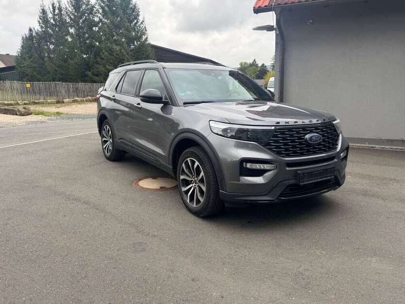 Ford Explorer 49.000 km 44.500 € Heinersreuth 95500