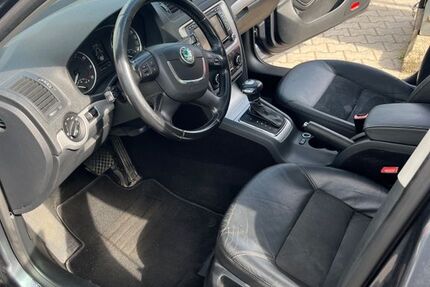 Skoda Octavia 215.000 km 3.200 &euro; Kolbermoor 83059