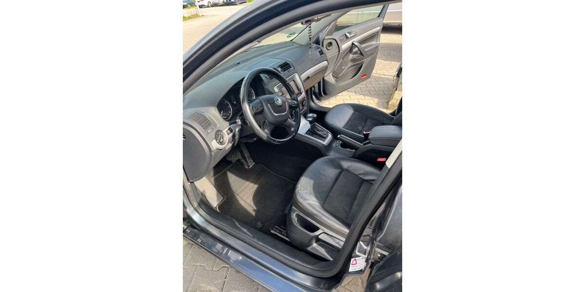 Skoda Octavia 215.000 km 3.200 &euro; Kolbermoor 83059