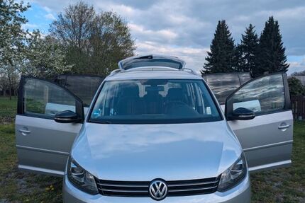VW Touran 110.000 km 15.500 &euro; Bautzen 02625