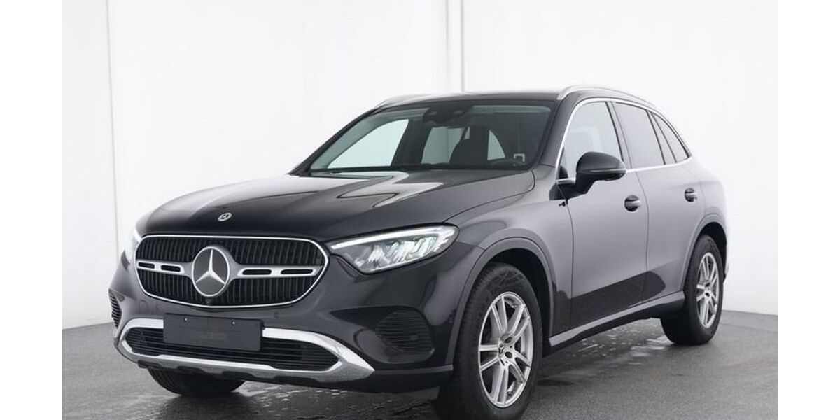 Mercedes-Benz GLC 220 35.544 km 49.890 &euro; Neufahrn 85375