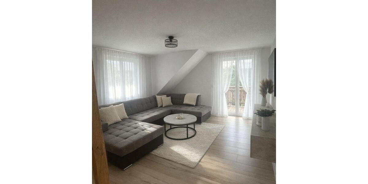 Dachgeschoßwohnung Treuchtlingen - 3 Zimmer, 70 m&sup2;, 640&euro; | Angebot:26285818