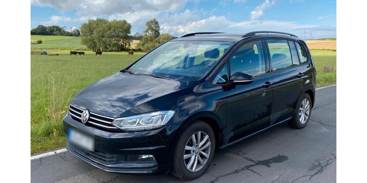 VW Touran 75.000 km 26.600 &euro; Ulrichstein 35327