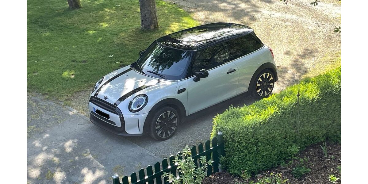 Mini Cooper 42.000 km 22.500 &euro; Wingst 21789