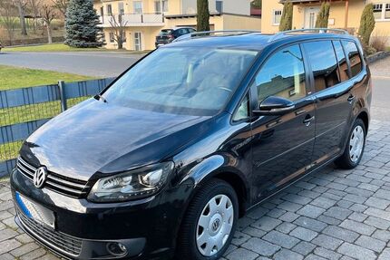 VW Touran 175.000 km 8.490 &euro; Dornburg 65599