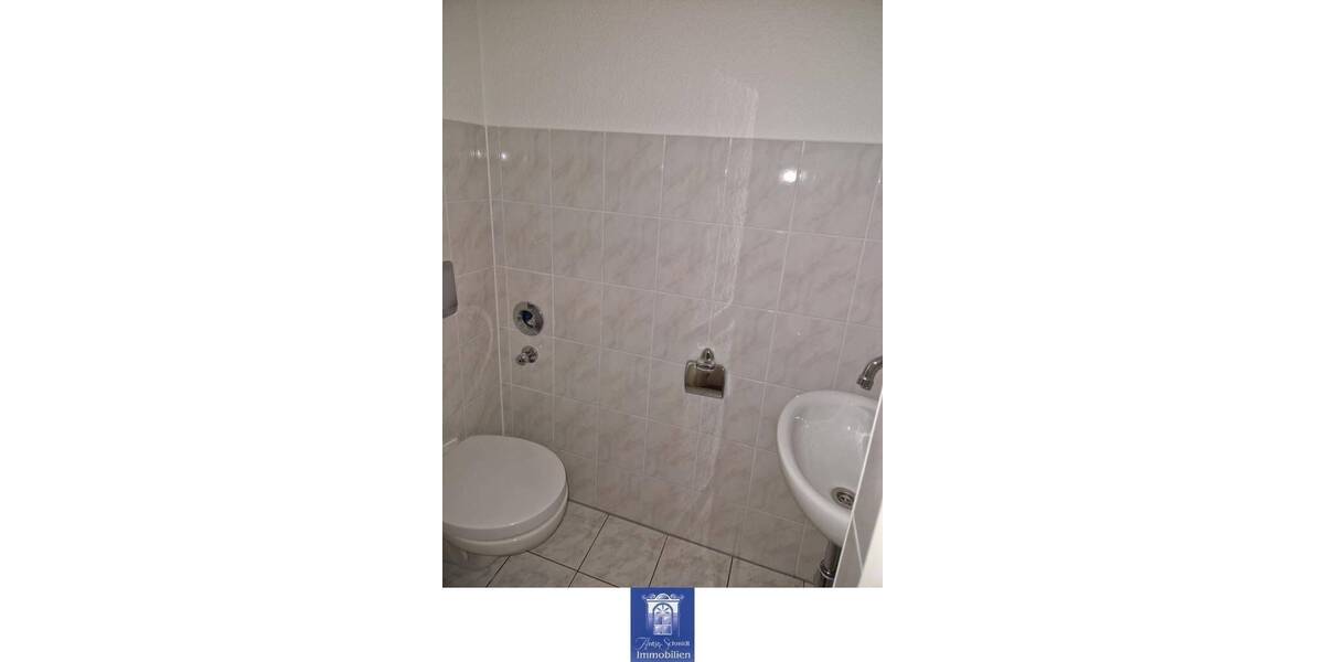 Etagenwohnung Dresden Striesen-Ost - 2 Zimmer, 60 m&sup2;, 575&euro; | Angebot:26835563