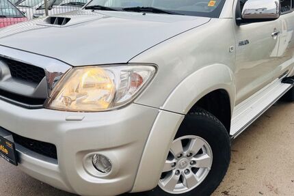 Toyota Hilux 66.000 km 19.700 &euro; Hamburg 20537