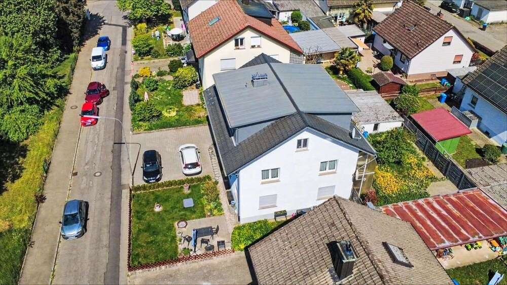 Einfamilienhaus Schopfheim - 9 Zimmer, 248 m&sup2;, 799.000&euro; | Angebot:27341059