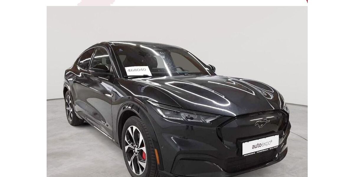 Ford Mustang Mach-E 63.405 km 29.989 &euro; Fernwald-Steinbach 35463
