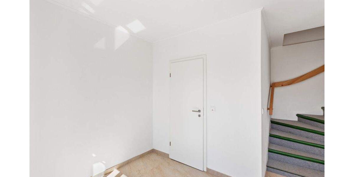 Einfamilienhaus Saarlouis - 5 Zimmer, 135 m&sup2;, 1.760&euro; | Angebot:24424035