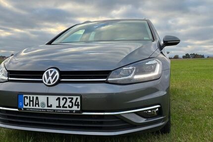 VW Golf 129.000 km 13.200 &euro; Eschlkam 93458