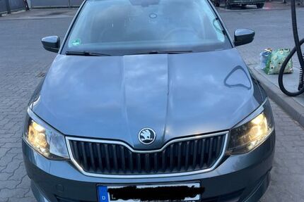 Skoda Fabia 1.216.500 km 6.500 &euro; Lübeck 23568