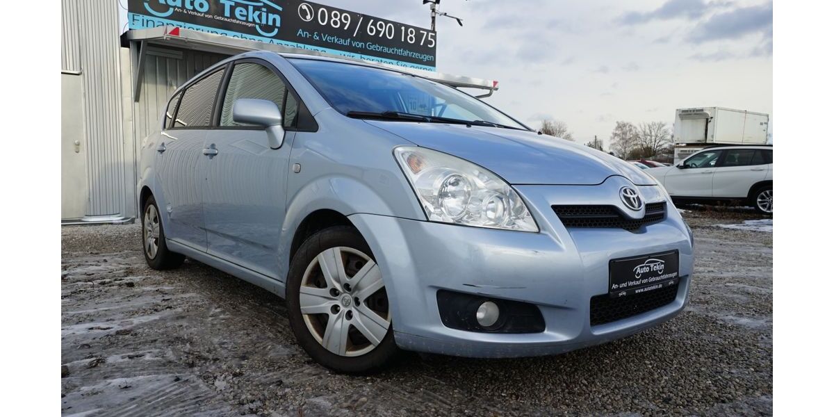 Toyota Corolla Verso 247.249 km 3.950 &euro; München 81829