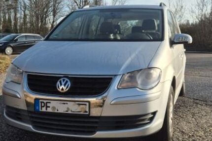 VW Touran 215.860 km 3.100 &euro; Pforzheim 75179