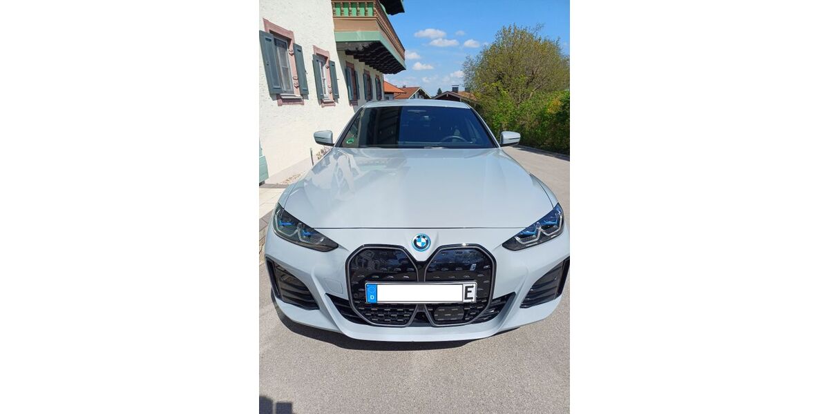BMW i4 37.000 km 46.400 &euro; München 80799