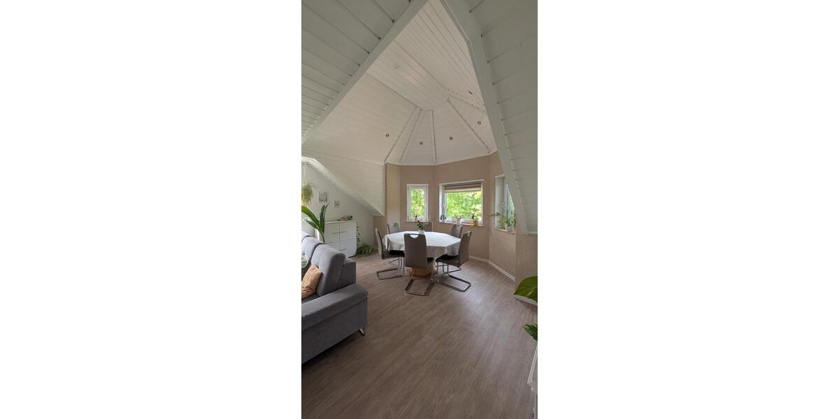 Etagenwohnung Waldsee - 3 Zimmer, 92 m&sup2;, 350.000&euro; | Angebot:26646097