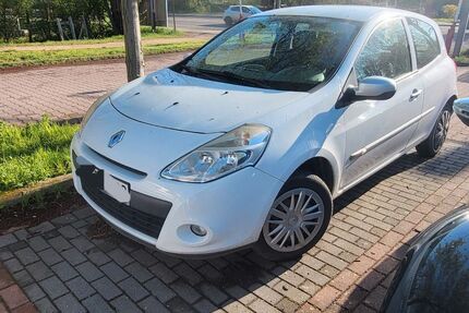 Renault Clio 51.005 km 2.750 &euro; Berlin 12359