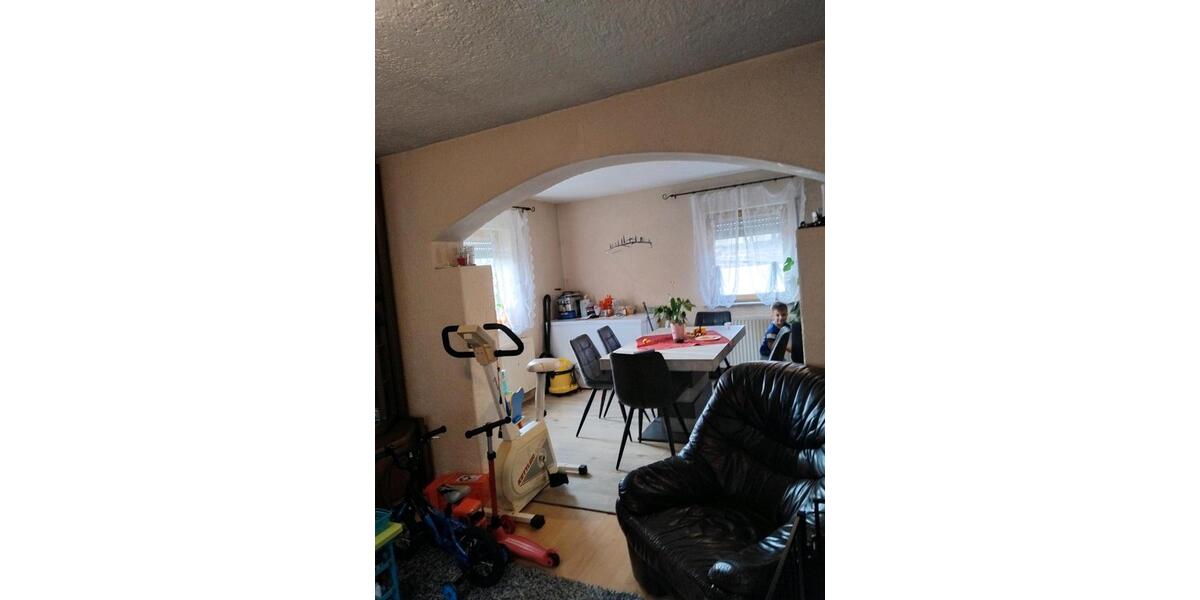 Einfamilienhaus Buchen (Odenwald) - 4 Zimmer, 96 m&sup2;, 220.000&euro; | Angebot:26239398