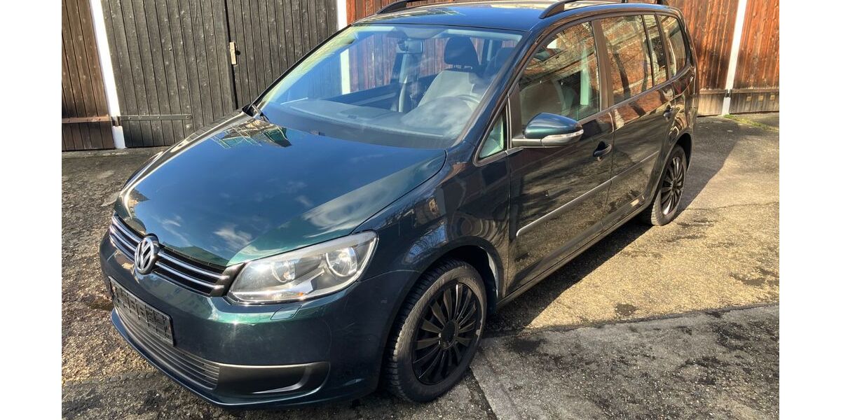 VW Touran 179.000 km 4.900 &euro; Dresden 01099