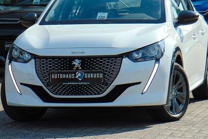 Peugeot 208 13.391 km 15.990 &euro; Neumünster 24537