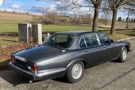 Jaguar Daimler 141.800 km 2.700 &euro; Bad Ems 56130