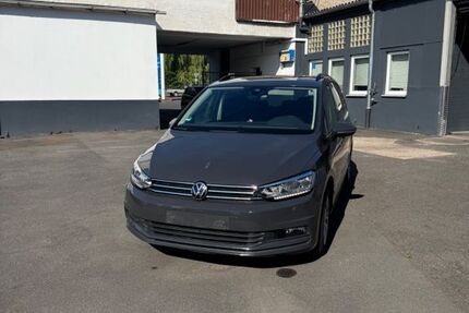 VW Touran 152.000 km 19.999 &euro; Aschaffenburg 63743