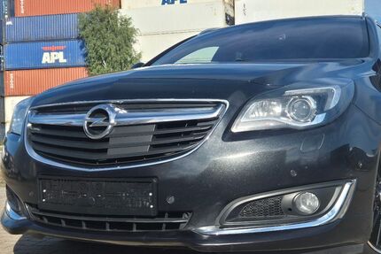Opel Insignia 234.000 km 8.599 € Hamburg 20457