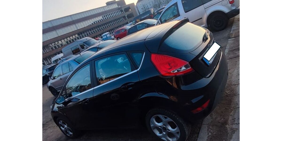Ford Fiesta 95.000 km 5.500 &euro; Kiel 24116