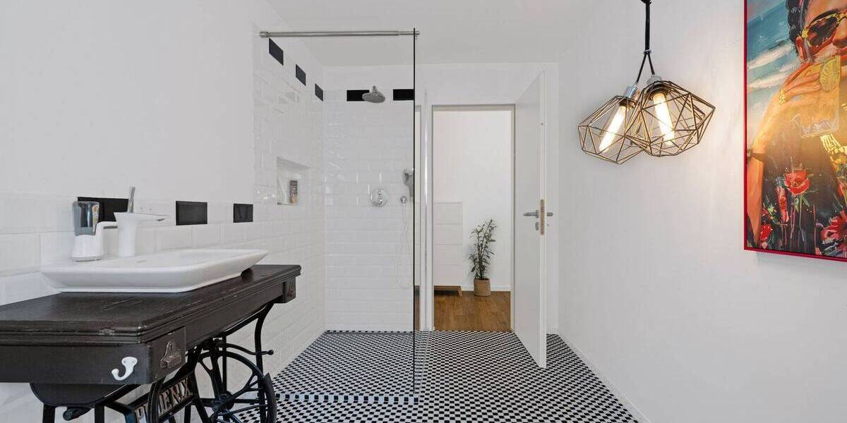 Etagenwohnung Hannover Linden-Süd - 5 Zimmer, 165 m&sup2;, 696.000&euro; | Angebot:26106373