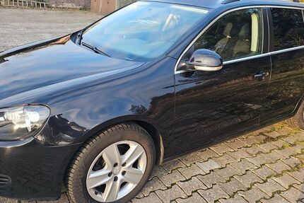 VW Golf 195.000 km 4.000 &euro; Südbrookmerland 26624