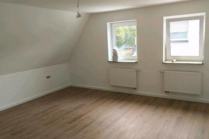 Haus, Einfamilienhaus, kernsaniert, Garten, Garage, Top-Lage zimmer