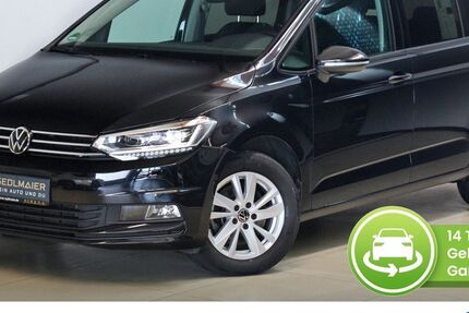 VW Touran 69.999 km 25.990 &euro; Eching i. Ndb. 84174