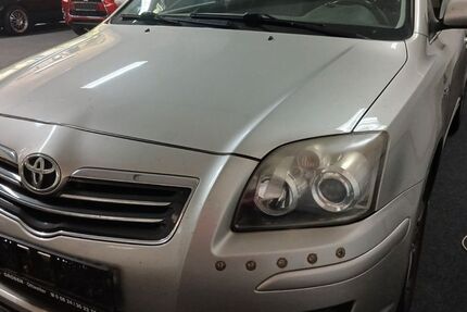 Toyota Avensis 265.000 km 1.990 &euro; Rüsselsheim 65428