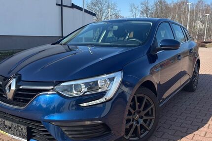 Renault Megane 96.000 km 9.300 &euro; chemnitz 09120
