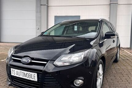 Ford Focus 326.102 km 3.490 &euro; Salzgitter 38229