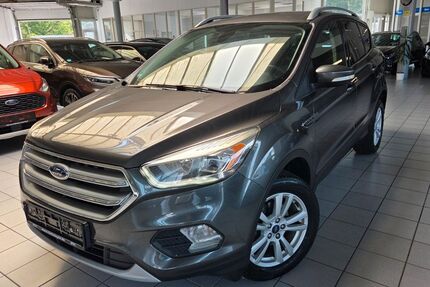 Ford Kuga 70.000 km 9.499 &euro; Salzkotten 33154