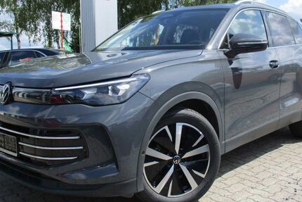 VW Tiguan 19.263 km 40.490 € Harsefeld-Hollenbeck 21698