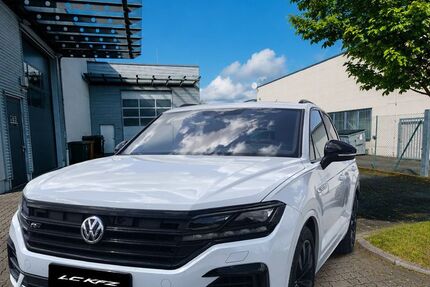 VW Touareg 187.000 km 46.700 &euro; Maintal 63477