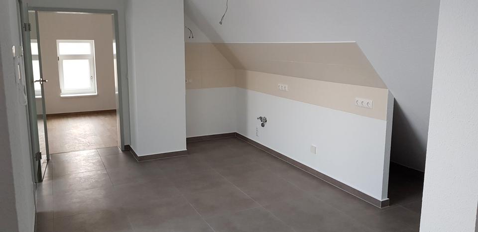 Dachgeschoßwohnung Zörbig - 2 Zimmer, 60 m&sup2;, 510&euro; | Angebot:26703979