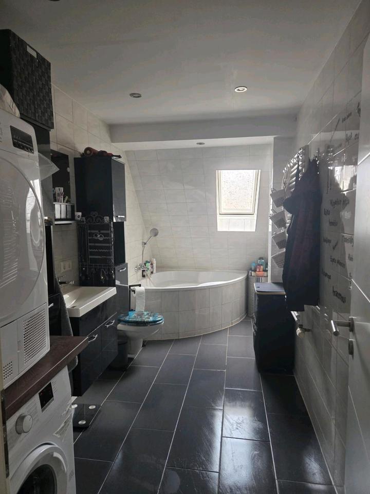 3,5 Zi. Whg. auf 2 Etagen in Heidelsheim zimmer