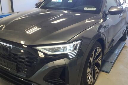 Audi Q8 e-tron 40.990 km 55.860 &euro; Arnsberg 59823