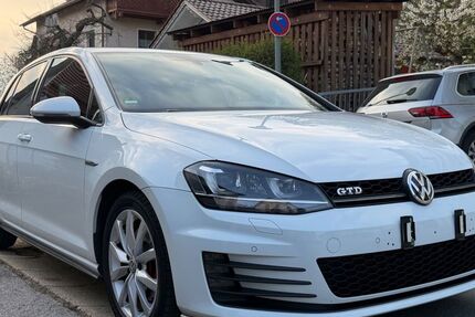 VW Golf 244.564 km 9.700 &euro; Cham 93413